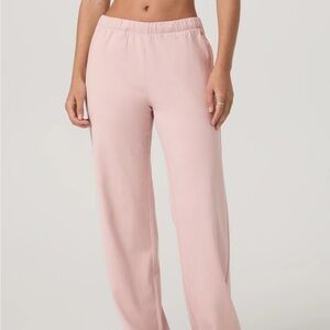 Vuori Halo Modern Straight Leg Lounge Pants